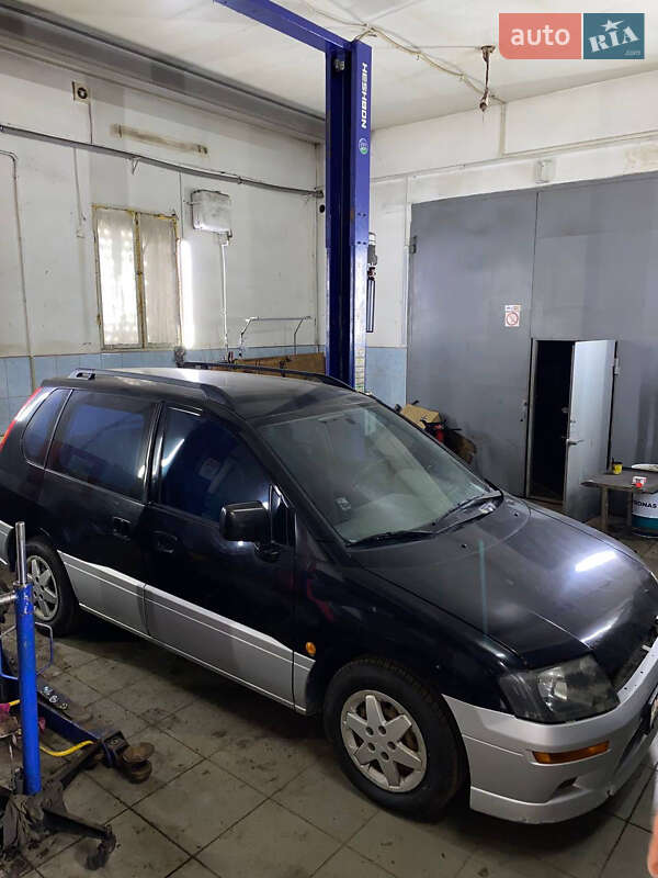 Минивэн Mitsubishi Space Runner 1999 в Харькове фото 4 Минивэн Mitsubishi Space Runner 1999 в Харькове