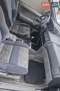 Минивэн Mitsubishi Space Runner 1994 в 