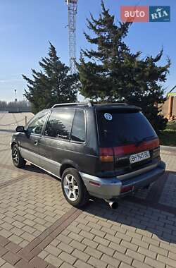 Мінівен Mitsubishi Space Runner 1997 в Ізмаїлі