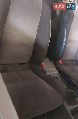 Мінівен Mitsubishi Space Runner 1993 в 