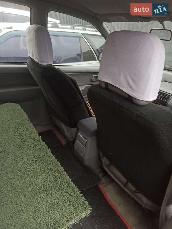 Минивэн Mitsubishi Space Runner 1996 в Ирпене фото 2 Минивэн Mitsubishi Space Runner 1996 в Ирпене