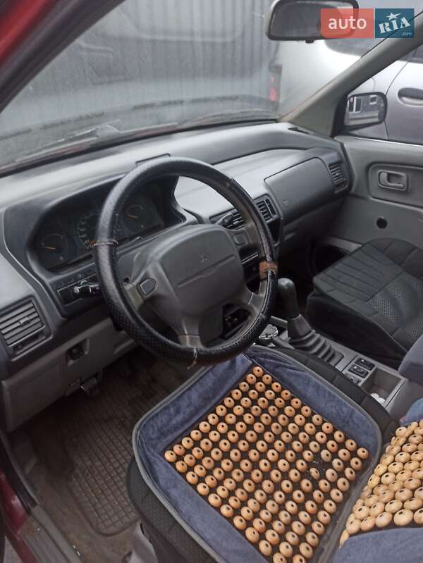 Минивэн Mitsubishi Space Runner 1996 в Ирпене фото 4 Минивэн Mitsubishi Space Runner 1996 в Ирпене