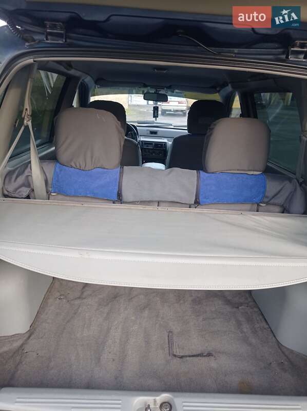 Минивэн Mitsubishi Space Runner 1993 в Белгороде-Днестровском