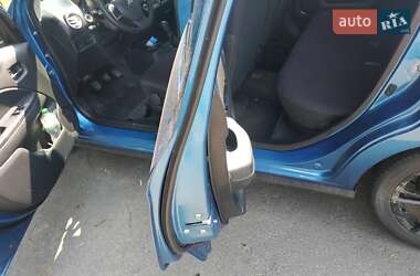 Хэтчбек Mitsubishi Space Star 2013 в 