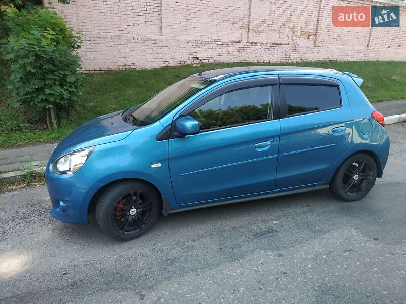 Хэтчбек Mitsubishi Space Star 2013 в Ровно