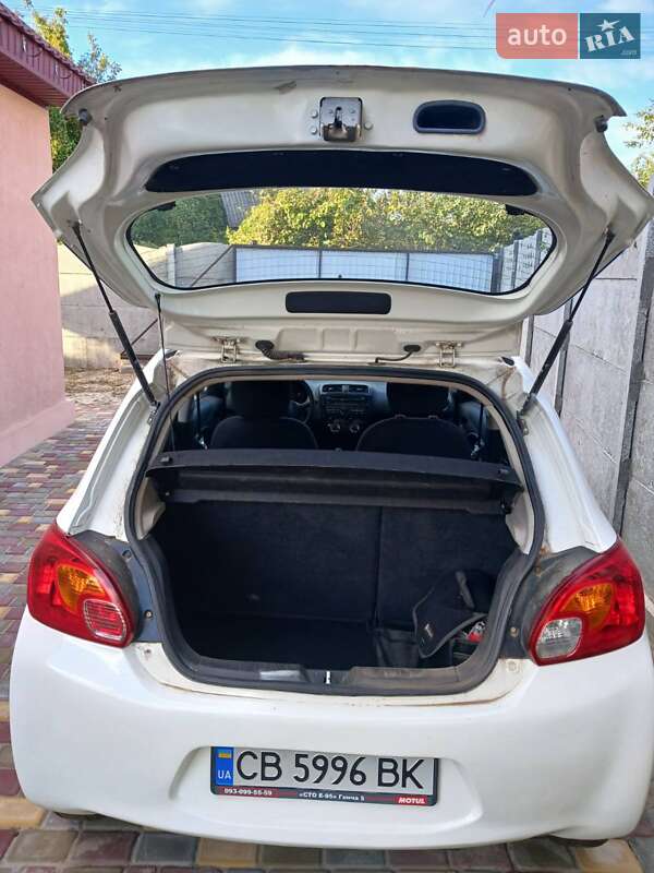 Хетчбек Mitsubishi Space Star 2014 в Чернігові