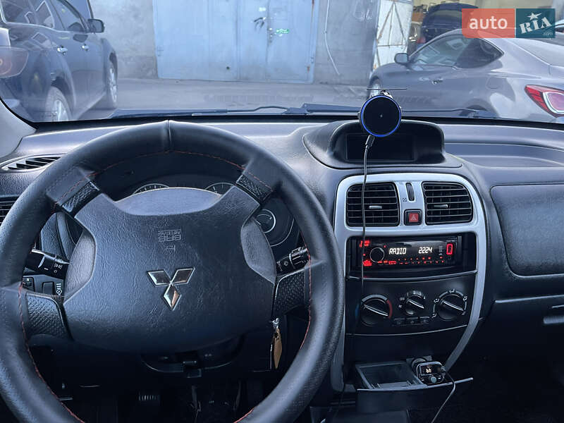 Минивэн Mitsubishi Space Star 2004 в Измаиле