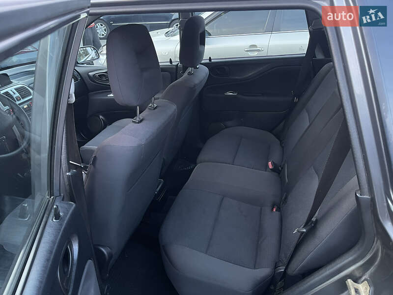 Минивэн Mitsubishi Space Star 2004 в Измаиле