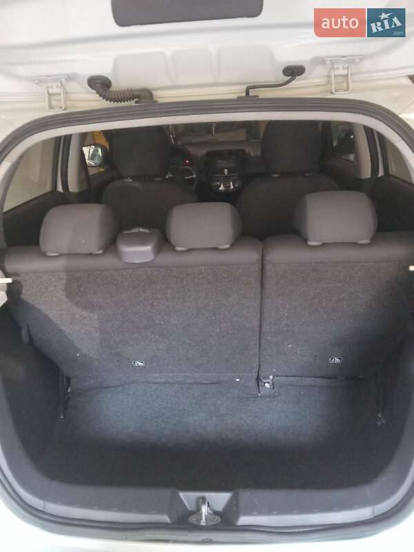 Хэтчбек Mitsubishi Space Star 2017 в Ивано-Франковске