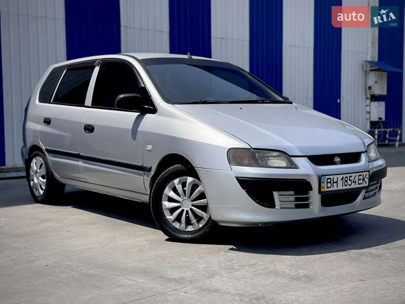 Mitsubishi Space Star 2004