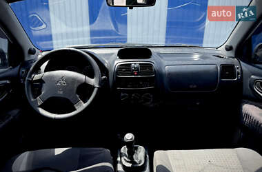 Минивэн Mitsubishi Space Star 2004 в 