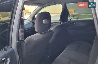 Минивэн Mitsubishi Space Star 2004 в 