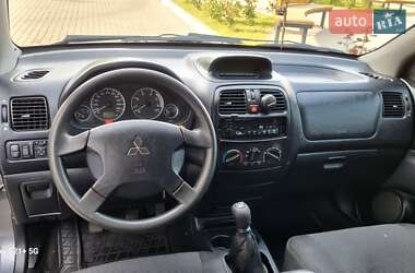 Минивэн Mitsubishi Space Star 2004 в 