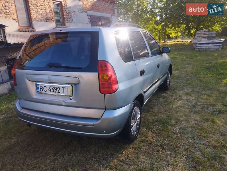 Минивэн Mitsubishi Space Star 2004 в Жовкве