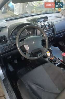 Минивэн Mitsubishi Space Star 2004 в 