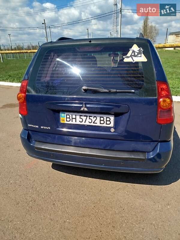 Mitsubishi Space Star 2003