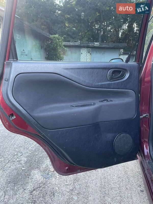 Мінівен Mitsubishi Space Star 2003 в Києві фото 12 Мінівен Mitsubishi Space Star 2003 в Києві