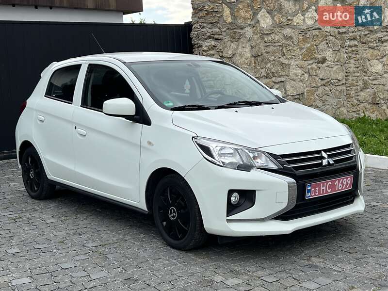 Хэтчбек Mitsubishi Space Star 2021 в 