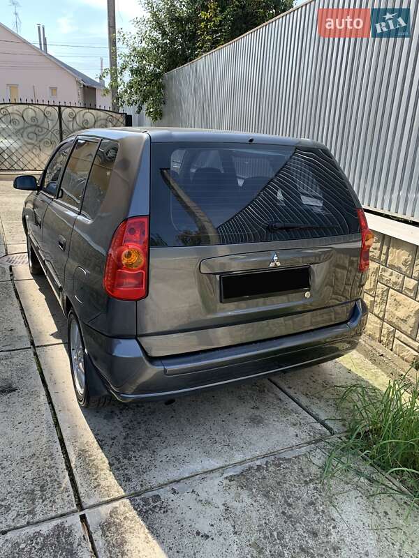 Минивэн Mitsubishi Space Star 2005 в Ужгороде