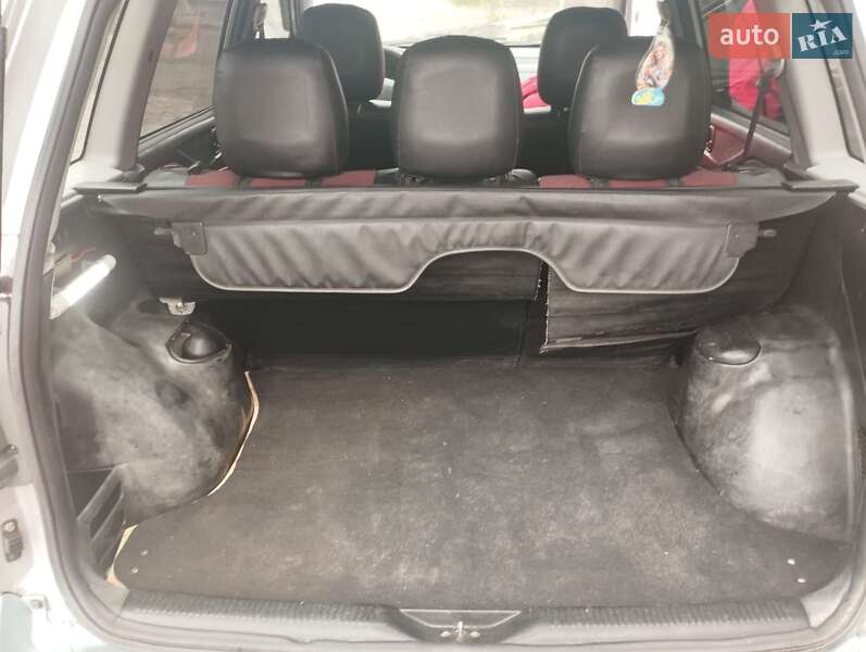 Мінівен Mitsubishi Space Star 2004 в Києві фото 18 Мінівен Mitsubishi Space Star 2004 в Києві