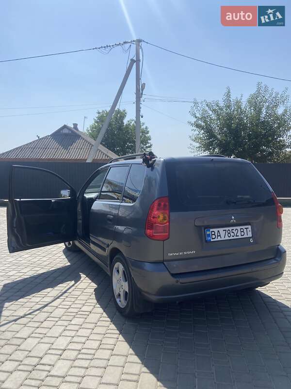 Минивэн Mitsubishi Space Star 2003 в Ольшанке фото 6 Минивэн Mitsubishi Space Star 2003 в Ольшанке