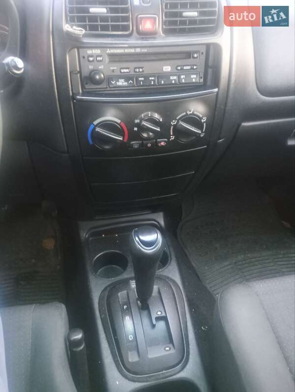 Mitsubishi Space Star 2005 Mitsubishi Space Star 2005