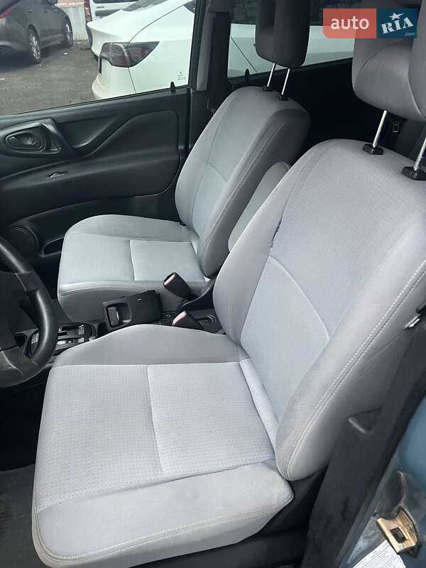 Мінівен Mitsubishi Space Star 2003 в Дніпрі фото 6 Мінівен Mitsubishi Space Star 2003 в Дніпрі