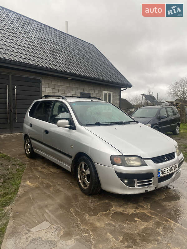 Минивэн Mitsubishi Space Star 2003 в Ковеле фото Минивэн Mitsubishi Space Star 2003 в Ковеле