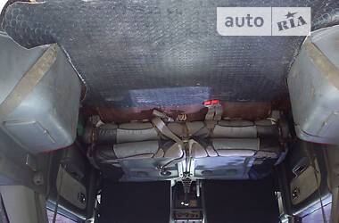 Минивэн Mitsubishi Space Wagon 1992 в Окнах