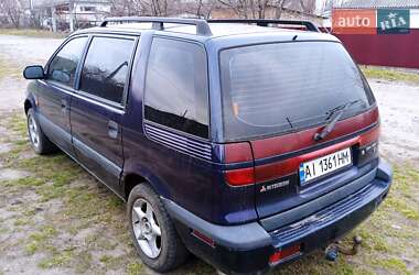 Минивэн Mitsubishi Space Wagon 1996 в 