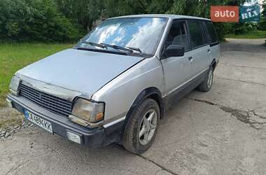 Минивэн Mitsubishi Space Wagon 1988 в Борисполе