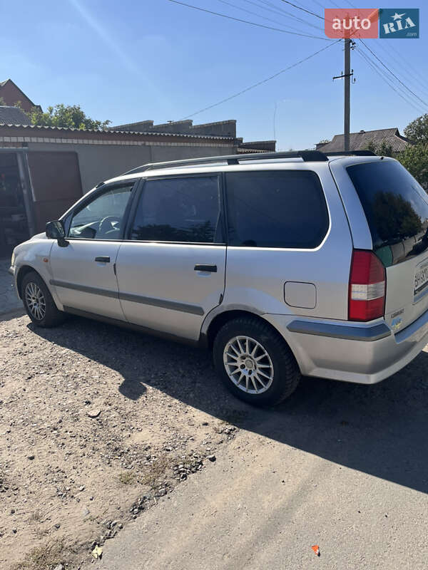 Минивэн Mitsubishi Space Wagon 2001 в Николаеве