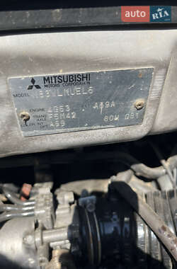 Минивэн Mitsubishi Space Wagon 2001 в 