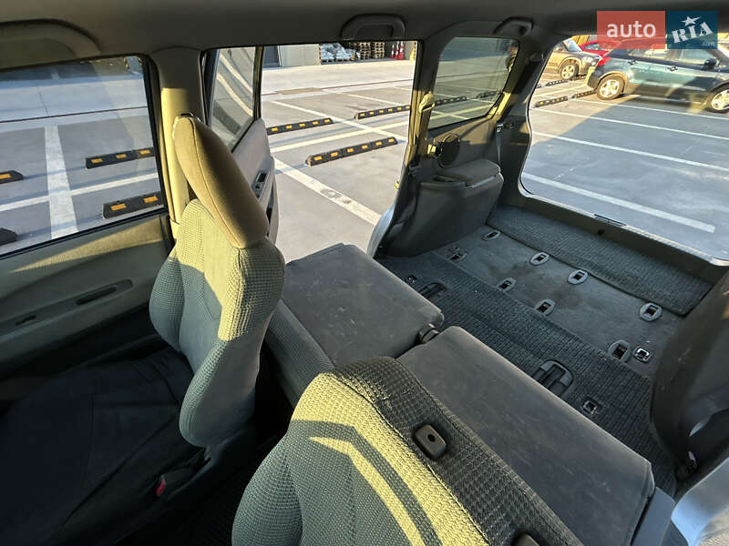 Минивэн Mitsubishi Space Wagon 2003 в Киеве