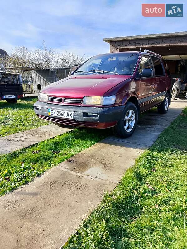 Минивэн Mitsubishi Space Wagon 1994 в Ивано-Франковске фото Минивэн Mitsubishi Space Wagon 1994 в Ивано-Франковске