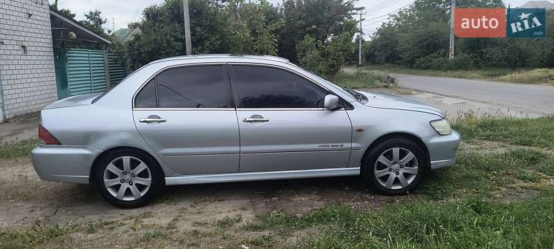 Седан Mitsubishi Virage 2004 в Запорожье