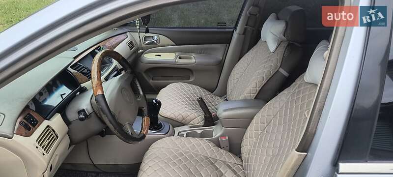 Седан Mitsubishi Virage 2004 в Запорожье