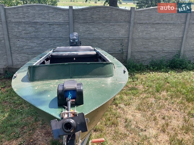 Лодка МКМ Херсонка 1980 в Криничках