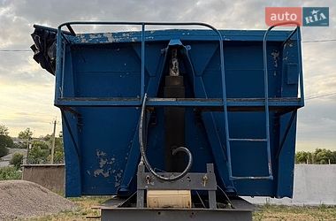 Самоскид напівпричіп MOL MOL 1989 в Вознесенську