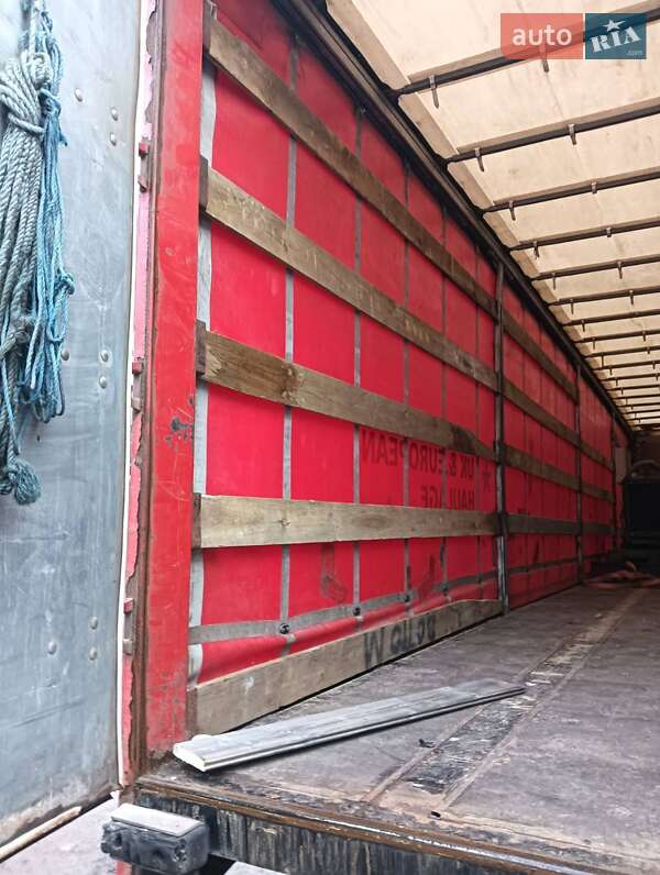 Тентованный борт (штора) - полуприцеп Montracon SMRC 2013 в Одессе