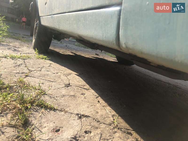 Седан Москвич/АЗЛК 2140 1984 в Кривом Роге фото 17 Седан Москвич/АЗЛК 2140 1984 в Кривом Роге