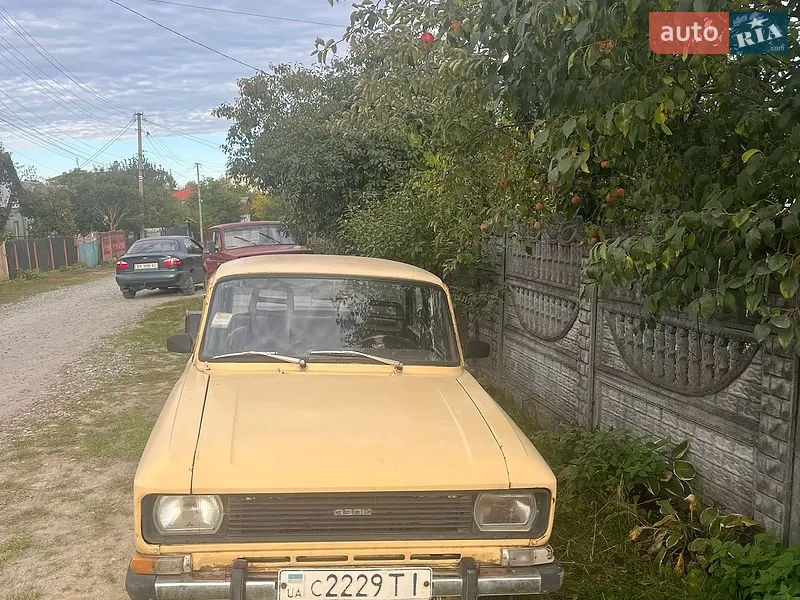 Москвич/АЗЛК 2140 1985