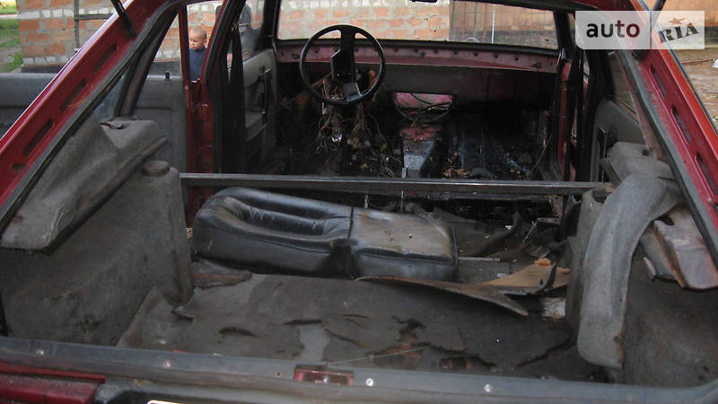 Хэтчбек Москвич/АЗЛК 2141 1991 в Ровно фото 7 Хэтчбек Москвич/АЗЛК 2141 1991 в Ровно