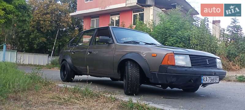 Хэтчбек Москвич/АЗЛК 2141 1989 в Киеве
