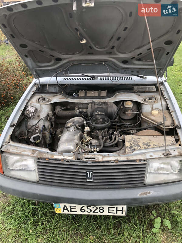 Хэтчбек Москвич/АЗЛК 2141 1991 в Ратным фото 3 Хэтчбек Москвич/АЗЛК 2141 1991 в Ратным