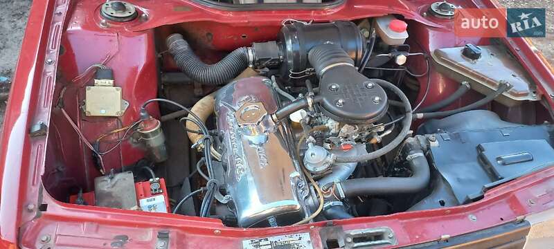 Хэтчбек Москвич/АЗЛК 2141 1992 в Ружине фото 2 Хэтчбек Москвич/АЗЛК 2141 1992 в Ружине