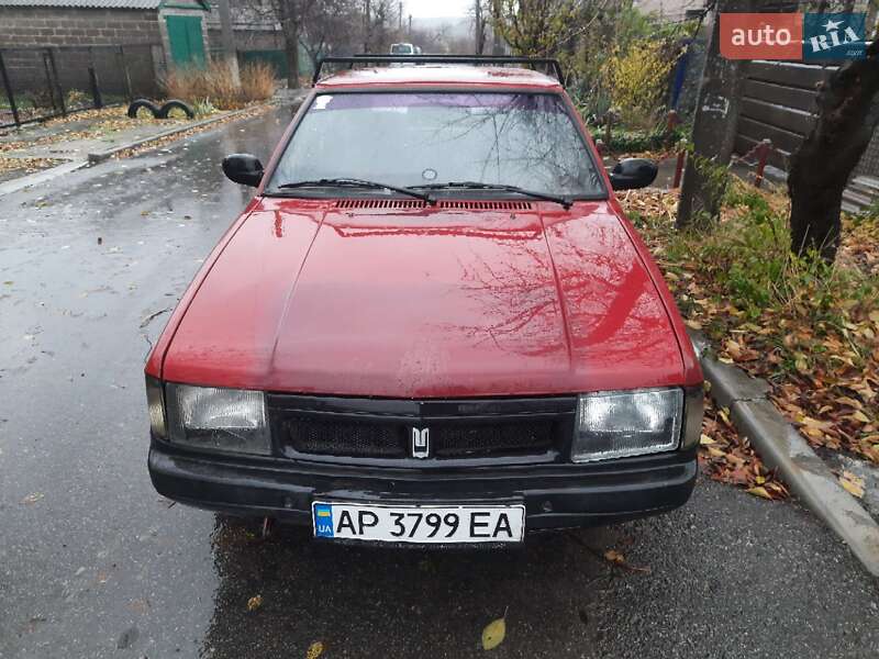 Хэтчбек Москвич/АЗЛК 2141 1988 в 