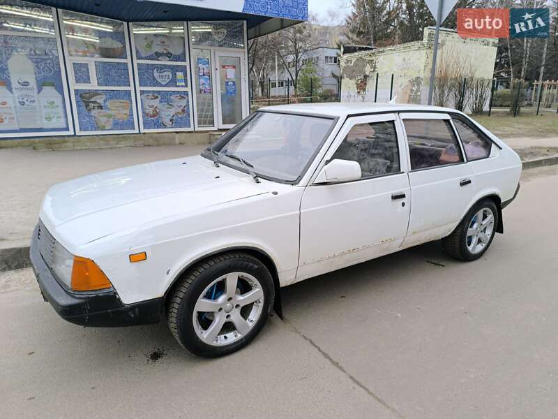 Москвич/АЗЛК 2141 1988