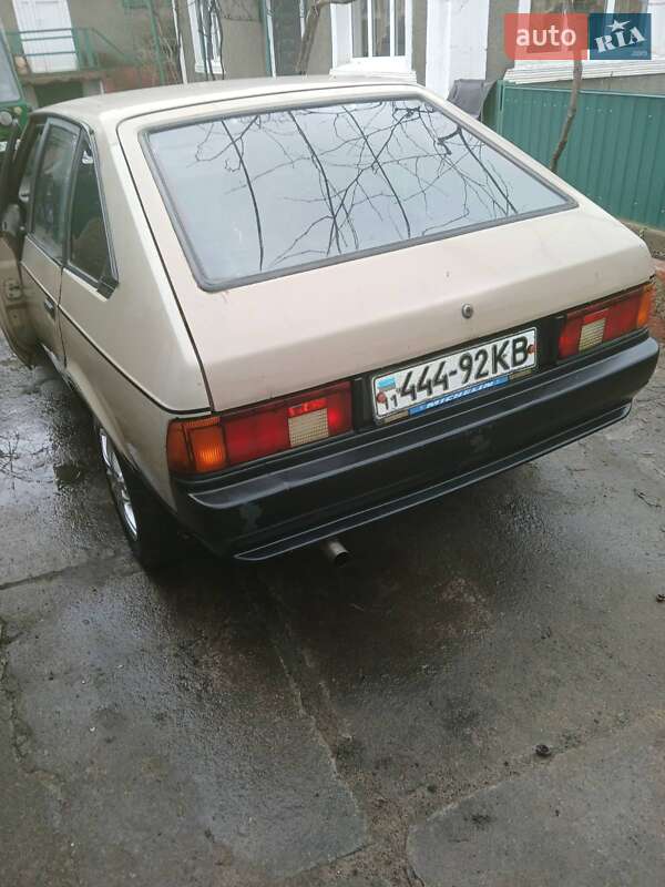 Хэтчбек Москвич/АЗЛК 2141 1990 в Новоборисовке