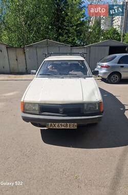 Хэтчбек Москвич/АЗЛК 2141 1988 в 